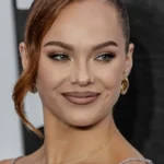 Alexis Warr at the Caught Stealing premiere in London, August 2025