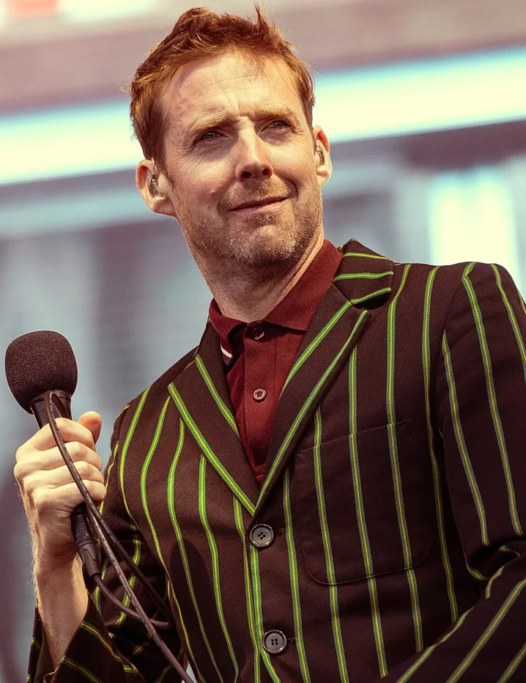 Ricky Wilson performing with Kaiser Chiefs at Victorious Festival, August 2025